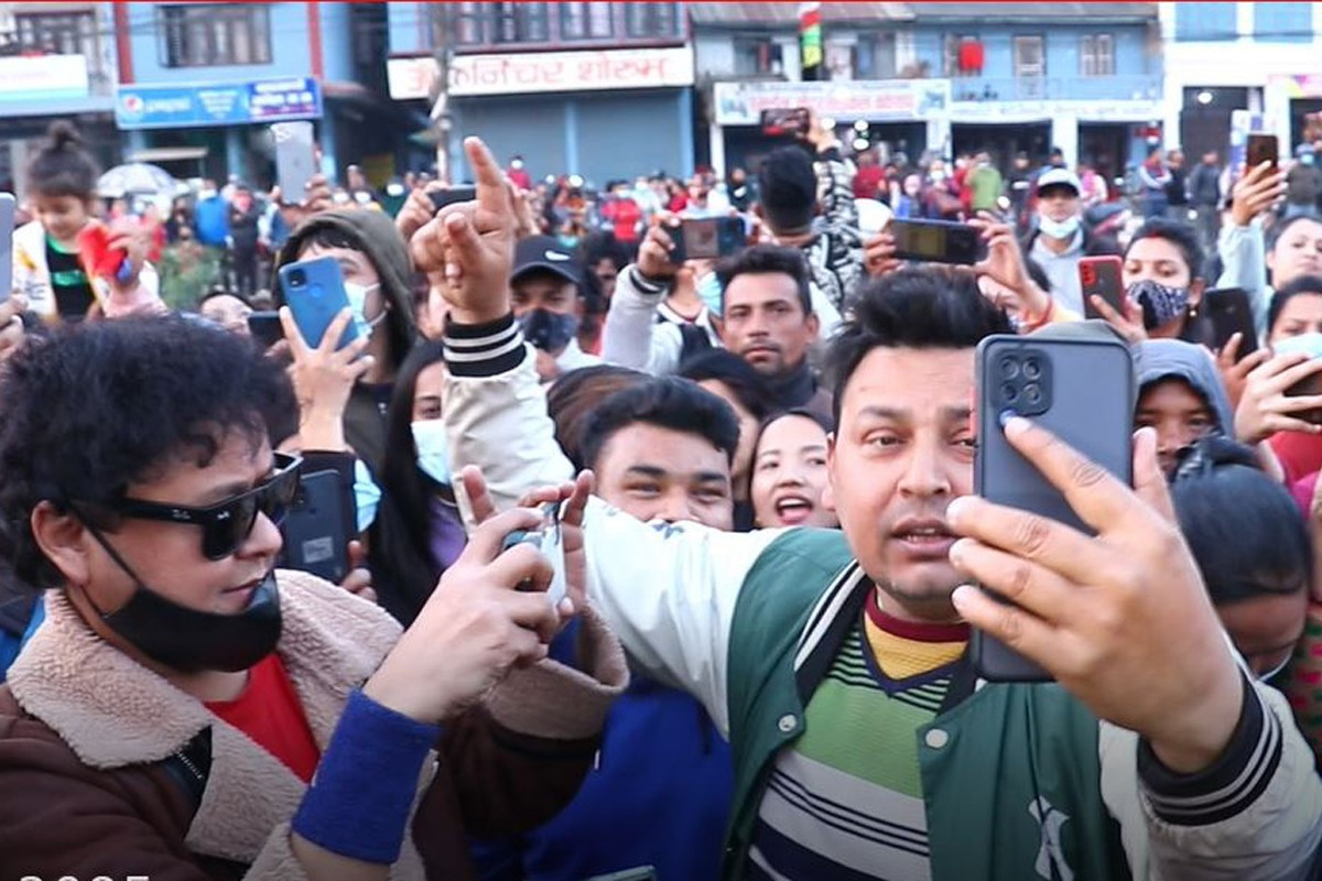 पल शाह प्रकरणलाई यसरी गिजोल्दैछन् युट्युबर र कथित अभियन्ता