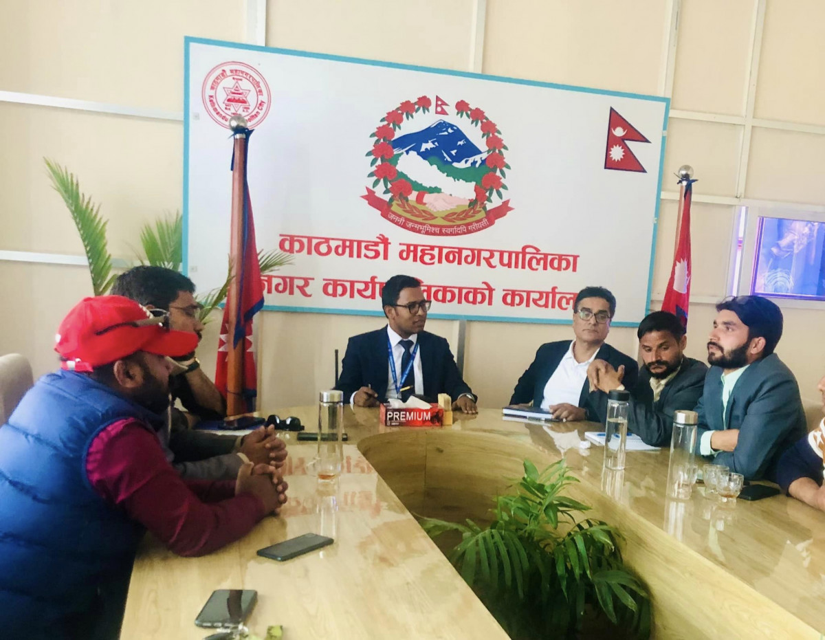 पत्रकारमाथि नगरप्रहरीको कुटपिटः छानबिन समिति बनाउन महानगर तयार