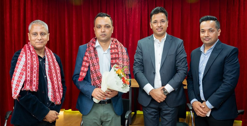 अनलाइनखबरको प्रधान सम्पादकमा बसन्त बस्नेत, गाउँलेको बिदाई
