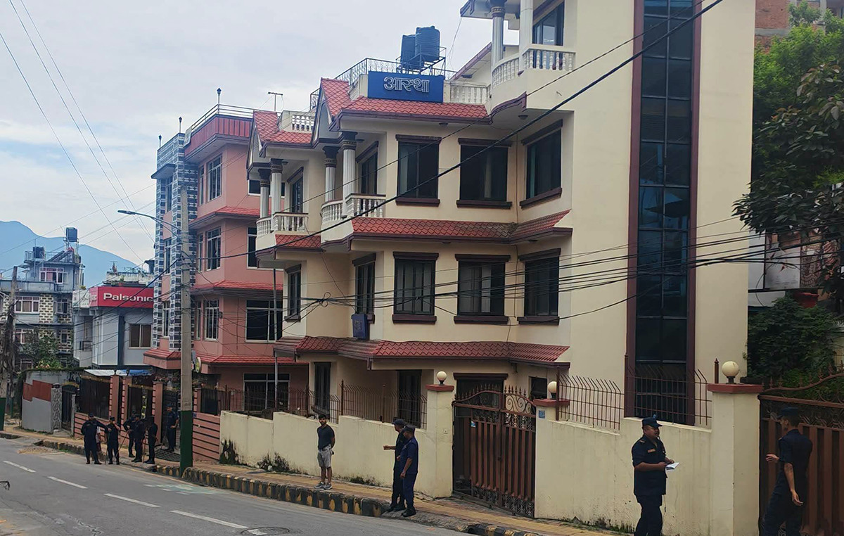 पत्रकार महासंघले भन्यो— किशोर श्रेष्ठको घर र कार्यालयमा प्रहरीको खानतलासी